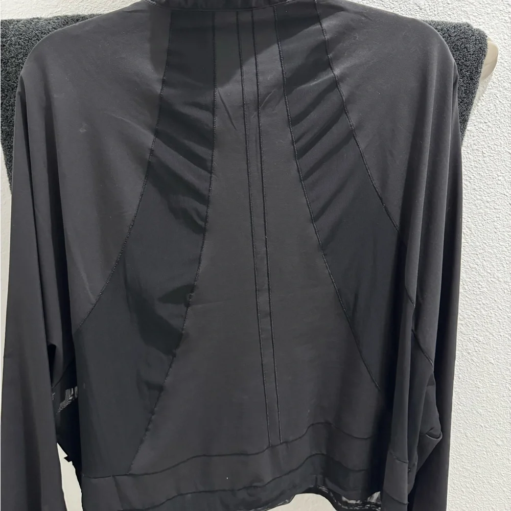 Lululemon jacket - Picture 3 of 5